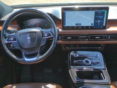 Used 2022 Lincoln Nautilus Reserve w/ Monochromatic Package AWD/4WD image 28