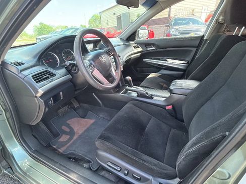 Used 2010 Honda Accord EX image 6