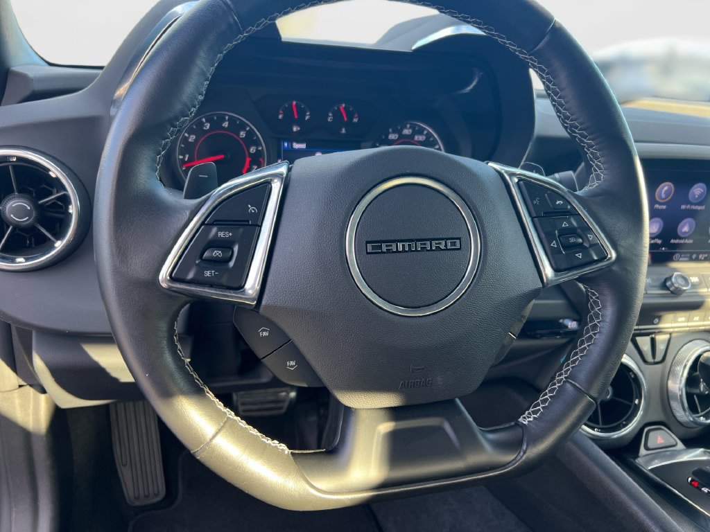 Used 2023 Chevrolet Camaro LT w/ Technology Package RWD image 18