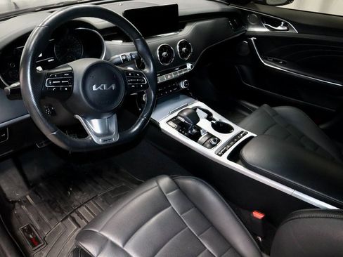 Used 2023 Kia Stinger GT2 image 27
