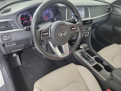 Used 2019 Kia Optima S FWD image 20