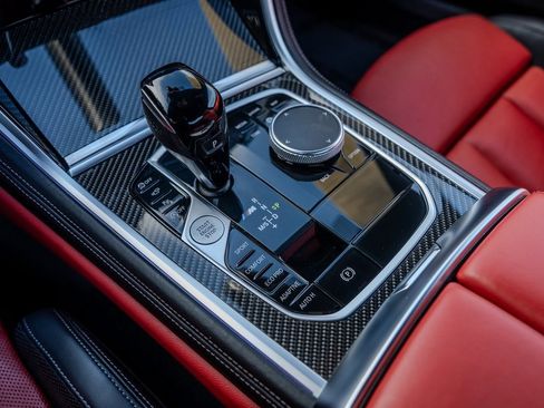 Used 2022 BMW M850i xDrive Coupe image 12