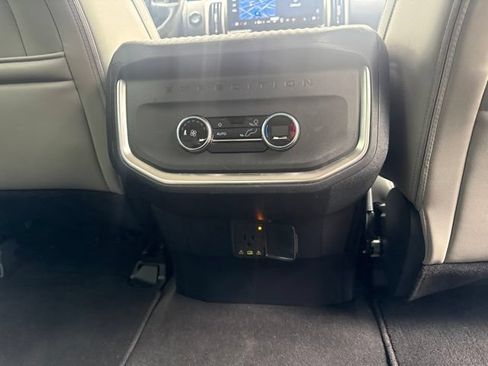 Certified 2025 Ford Expedition Max Active AWD/4WD image 43