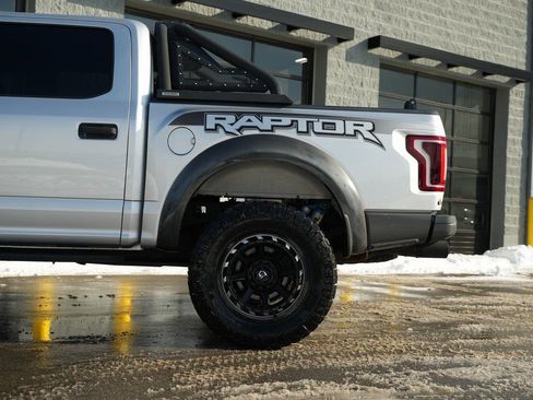 Used 2018 Ford F150 Raptor image 24