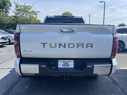 Used 2024 Toyota Tundra Capstone AWD/4WD image 4