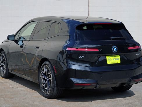 Used 2022 BMW iX xDrive50 w/ Sport Package AWD/4WD image 53