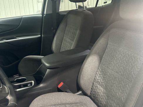 Used 2024 Chevrolet Equinox LT FWD image 10