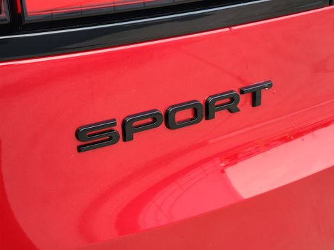 New 2025 Land Rover Range Rover Sport Dynamic SE image 12