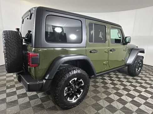 Used 2024 Jeep Wrangler Unlimited Rubicon 4xe AWD/4WD image 2