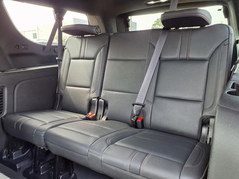 Used 2024 Chevrolet Suburban RST image 13