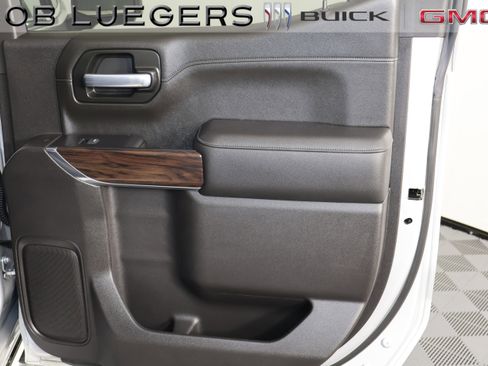 Certified 2021 GMC Sierra 1500 SLT w/ SLT Premium Package image 20