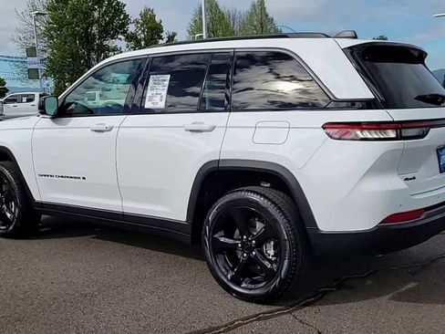 New 2026 Jeep Grand Cherokee Limited AWD/4WD image 6