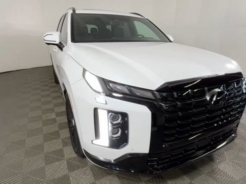 Used 2024 Hyundai Palisade Calligraphy AWD/4WD image 11