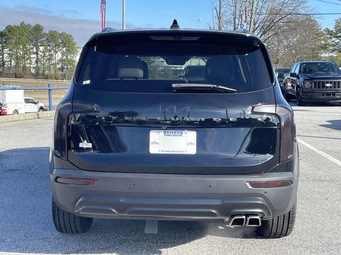 Used 2022 Kia Telluride S image 30