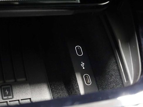 New 2026 Porsche Cayenne Coupe AWD/4WD image 35