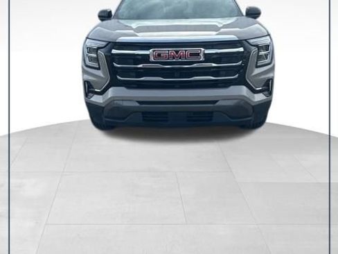 Used 2025 GMC Terrain Elevation image 1