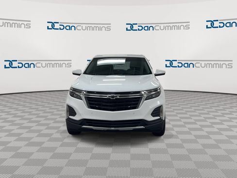 Used 2024 Chevrolet Equinox LT w/ LPO, Floor Liner Package FWD image 3