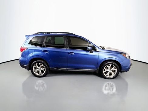 Used 2018 Subaru Forester 2.5i Touring AWD/4WD image 5