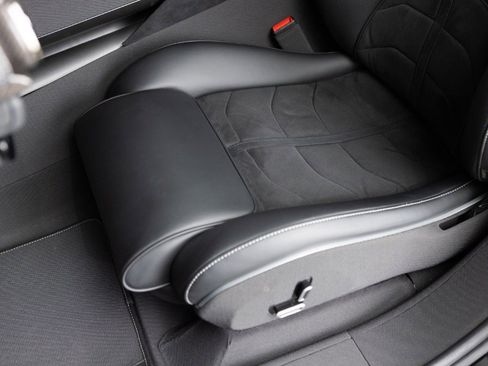 Used 2025 Ferrari Purosangue image 48