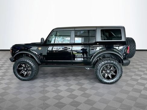 Used 2025 Ford Bronco Badlands image 7