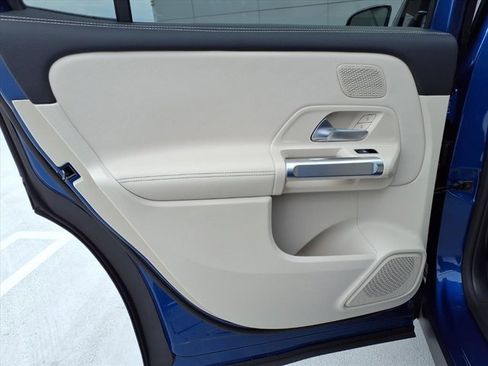 New 2026 Mercedes-Benz GLB 250 image 16