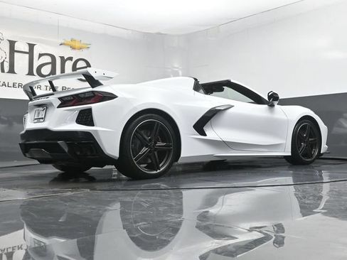 Used 2025 Chevrolet Corvette Stingray Preferred Conv w/ Z51 Performance Package RWD image 34