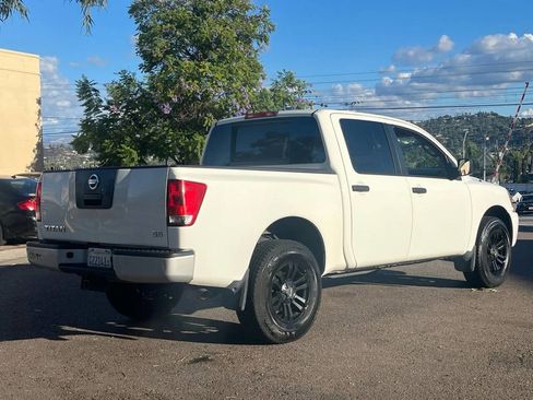 Used 2010 Nissan Titan XE w/ XE Popular Equipment Pkg image 6