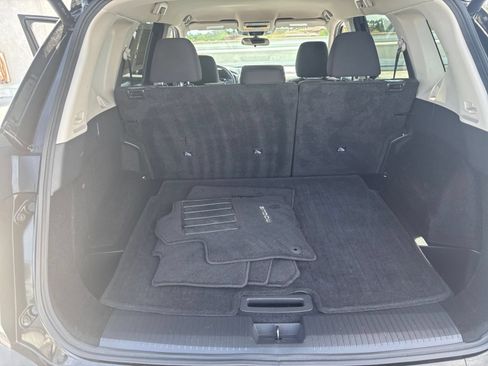 Used 2025 Nissan Rogue SV FWD image 31