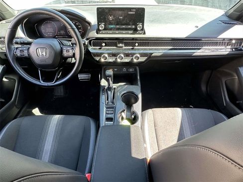 Used 2023 Honda Civic Sport image 13