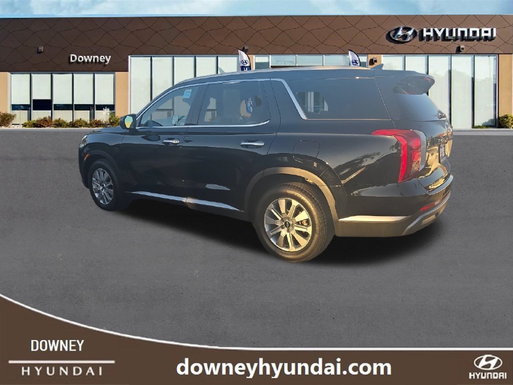 Used 2025 Hyundai Palisade SEL FWD image 3