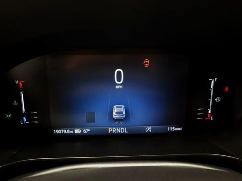 Certified 2024 Ford Escape ST-Line w/ Tech Pack #1 AWD/4WD image 30