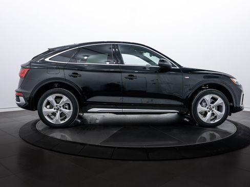 Certified 2025 Audi Q5 2.0T Premium Plus w/ Premium Plus Package image 3