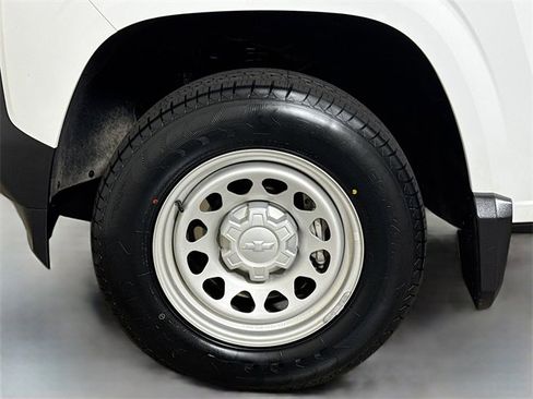 Used 2024 Chevrolet Colorado W/T image 28