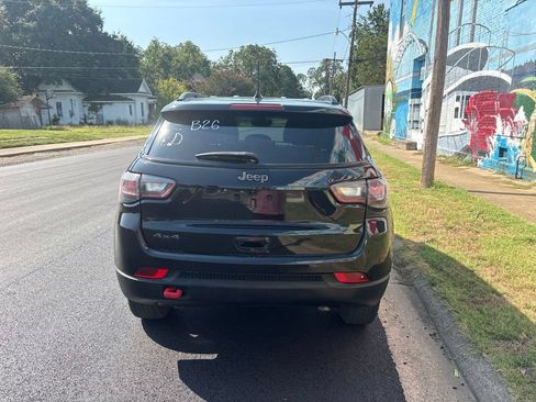 Used 2023 Jeep Compass Trailhawk w/ Trailhawk Elite Group AWD/4WD image 5