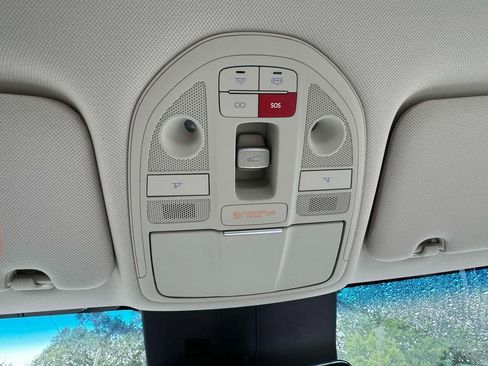 New 2026 Genesis G70 2.5T Prestige image 23