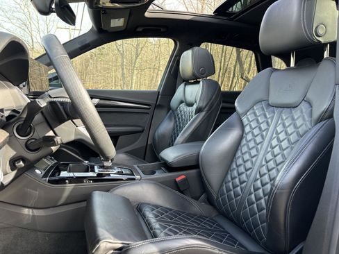 Used 2023 Audi SQ5 Premium Plus w/ Premium Plus Package image 30