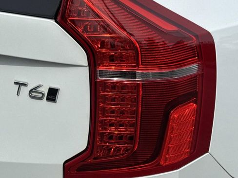 Used 2019 Volvo XC90 T6 Momentum w/ Advanced Package image 29