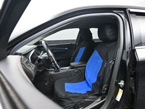 Used 2019 Chevrolet Impala LT image 25