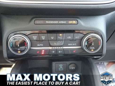 Certified 2022 Ford Escape SE image 21