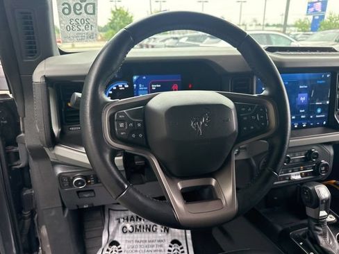 Used 2023 Ford Bronco Badlands AWD/4WD image 15