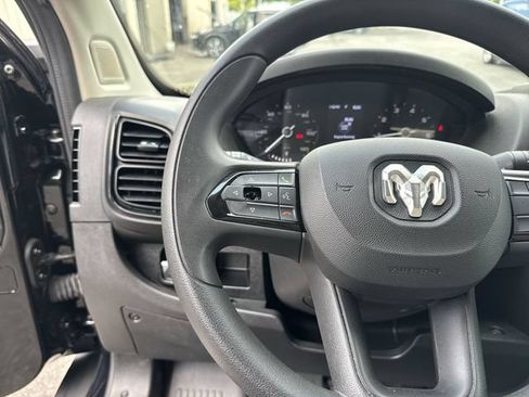 Used 2023 RAM ProMaster 2500 w/ Black Appearance Package FWD image 15