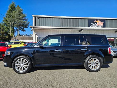 Used 2018 Ford Flex Limited image 10