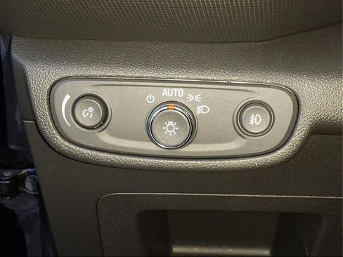 Used 2023 Chevrolet TrailBlazer LT w/ Convenience Package image 17