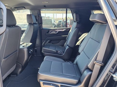 New 2026 GMC Yukon Elevation image 45