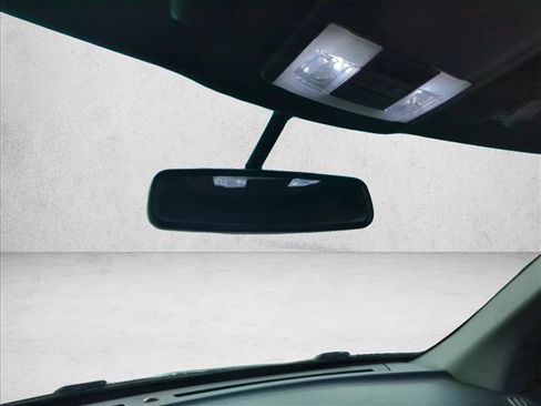 Used 2016 Ford Explorer XLT w/ Equipment Group 202A image 14