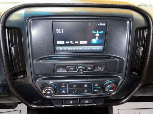 Used 2019 Chevrolet Silverado 2500 W/T AWD/4WD image 19