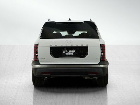 Used 2026 Hyundai Palisade SEL Premium image 4