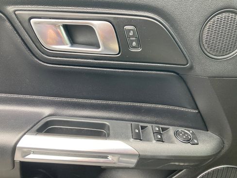 Used 2021 Ford Mustang Premium image 16