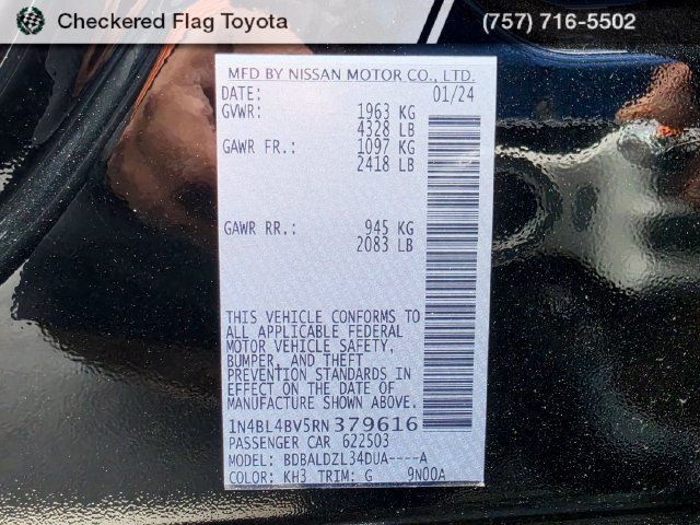 Used 2024 Nissan Altima 2.5 S FWD image 18