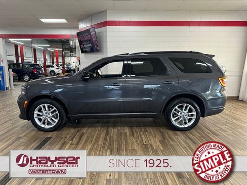 Used 2024 Dodge Durango GT AWD/4WD image 2